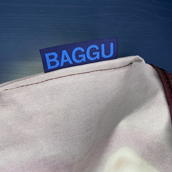 BAGGU Large Flat Pouch Fancy Animals Teddy Bear Print NWOT - Picture 6 of 7